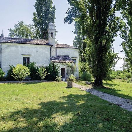 2 Bedroom Awesome Home In Taglio Di Po Ro Porto Viro Εξωτερικό φωτογραφία