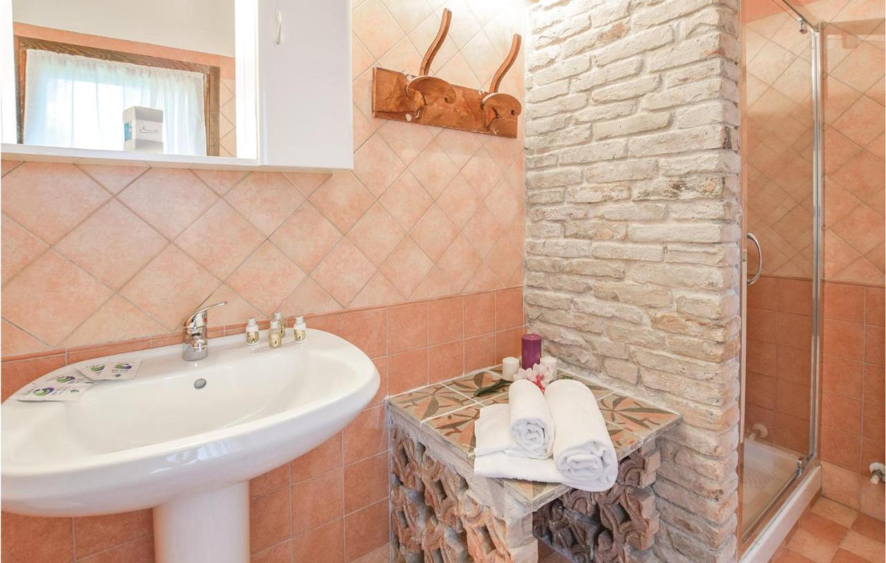 2 Bedroom Awesome Home In Taglio Di Po Ro Porto Viro Εξωτερικό φωτογραφία