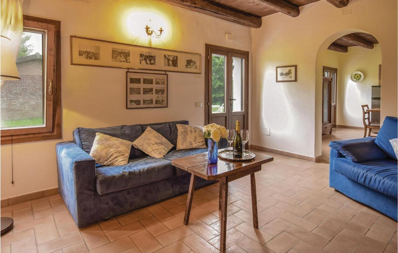 2 Bedroom Awesome Home In Taglio Di Po Ro Porto Viro Εξωτερικό φωτογραφία